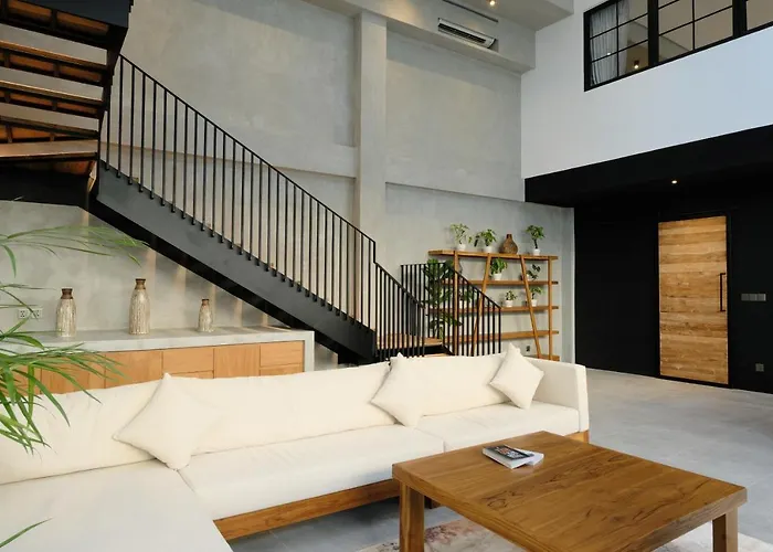 Manresa - 3br Private In Berawa, Bali ヴィラ