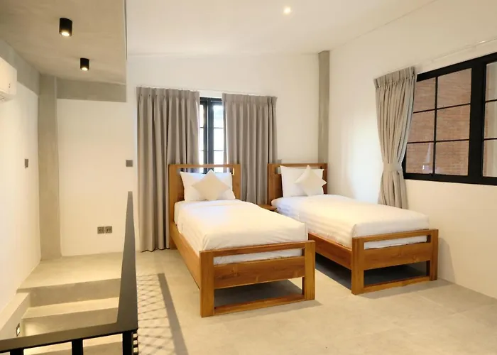 Manresa - 3br Private In Berawa, Bali *