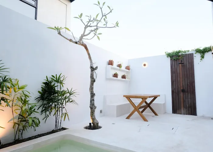 Manresa - 3br Private In Berawa, Bali ヴィラ チャングー