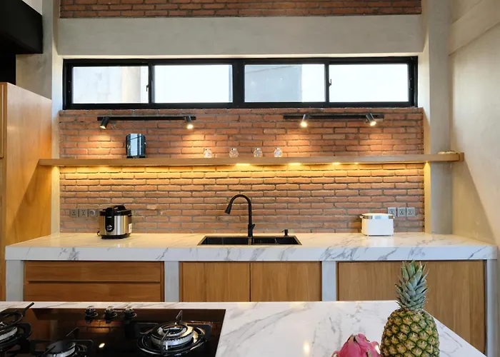 Manresa - 3br Private In Berawa, Bali チャングー