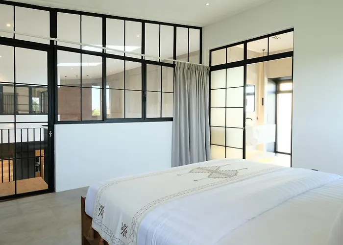 Manresa - 3br Private In Berawa, Bali * チャングー