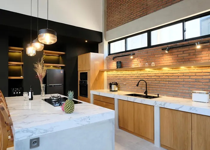 Manresa - 3br Private In Berawa, Bali ヴィラ チャングー